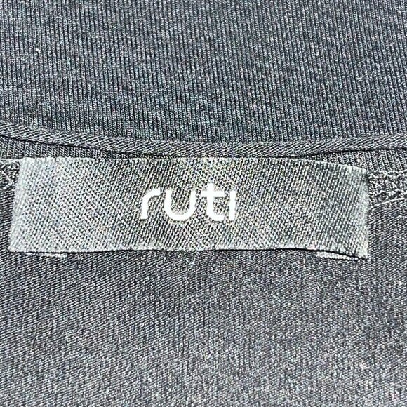 RUTI LBD LITTLE BLACK DRESS SLEEVELESS SCOOP NECK BODY CON MIDI TANK DRESS - 0 - Picture 6 of 9